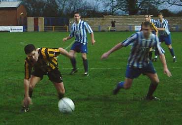 Fowler slips in Clevedon mud